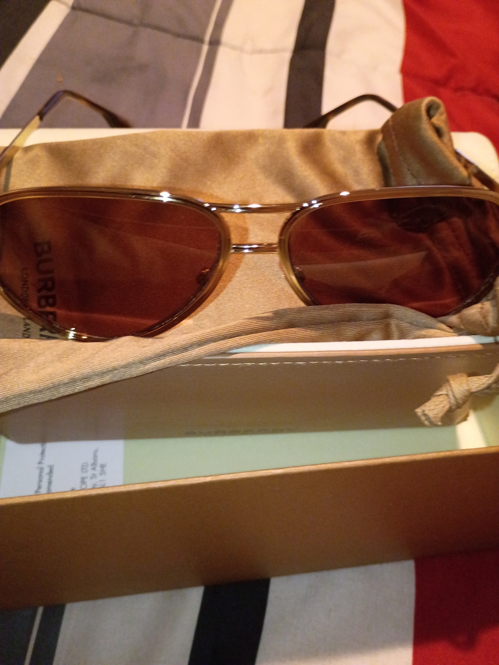 Burberry Brown Lens Gold Frame aviator Sunglasses Nwot  OBO